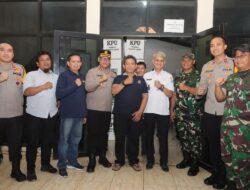 Kapolres Metro Jakut Cek Gudang Logistik Pemilu di PPK Penjaringan