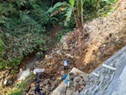 Polres Bogor Lakukan Penyelidikan di Lokasi Longsor