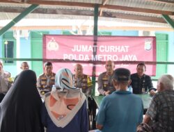 Kapolres Kepulauan Seribu Jumat Curhat di Pulau Untung Jawa Sampaikan Pemilu Aman