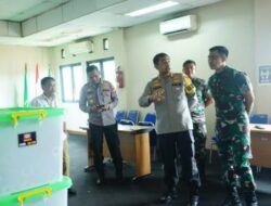 Kapolres dan Dandim Bekasi Lakukan Pengecekan Pelaksaan Rapat Pleno KPU untuk 2 Kecamatan