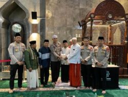 Ciptakan Pemilu Damai, Polda Metro Jaya Adakan Sholat Subuh Keliling