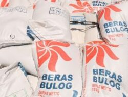 Bulog Siaga, Distribusikan 4.500 Kilogram Beras SPHP di Kantor Wali Kota Jaksel