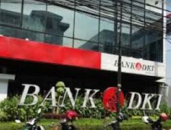 PLT Dirut Bank DKI Bersyukur Peroleh Penghargaan Indonesia Best CEO Award