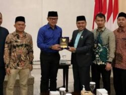 Walikota Bogor Dapatka Penghargaan Baznas Award Republik Indonesia 2024