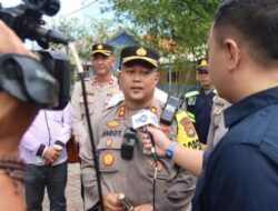 Guna Jaga Kamtibmas, Polres Kepulauan Seribu Berikan Pengamanan di Dermaga Keberangkatan Selama Ramadhan