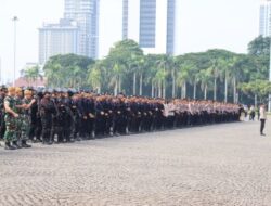 Kerahkan 2.713 Personil Amankan Demo di MK, Polres Jakpus Tutup Jalan Medan Merdeka Barat