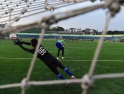 16 Penjaga Gawang Persib Bandung Diasah Kemampuan