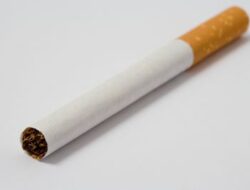 Bahaya Rokok Banyak Anak-anak Terpapar Asap Rokok