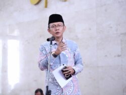 Pj Bupati Bekasi Hadiri Pembinaan Guru Majelis Taklim