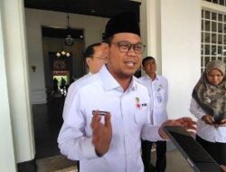 Imam Budi Hartono Kunjungi MIN 1 Depok