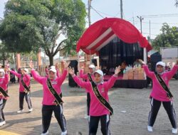 Kecamatan Cibarusah Selenggarakan Gerak Jalan Sambut HUT RI ke 76