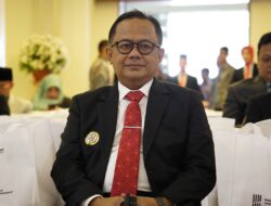 120 Orang Anggota DPRD Jabar Melakukan Pengambilan Sumpah