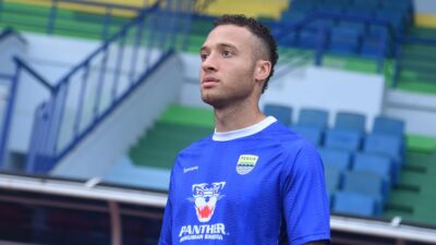 Penyerang Persib Mengakui Tak Keluhkan Lakoni Laga Tandang